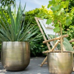 Pflanzgefäß 'Rowen', Gold, Ø 38 X H 30 Cm -Stilvoller Gartenbedarfsladen 3210801621 3210801623 Pflanzgefaess Rowen gold 2 114986