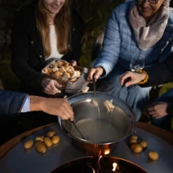 Feuerstelle 'Wave', Rost, Edelstahl, Ca. 100 X 55 X 100 Cm -Stilvoller Gartenbedarfsladen 3920100768 Feuerstelle WAVE rost ca100x55x100cm 3 125246