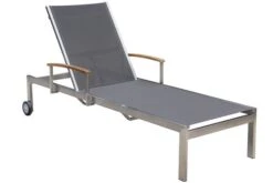 OUTFLEXX Sonnenliegen-Set, Taupe, Edelstahl/FSC-Teak, 195,5x74x35cm, Mit Armlehnen, Inkl. Beistelltisch 45x45cm -Stilvoller Gartenbedarfsladen 3 16547.jpg